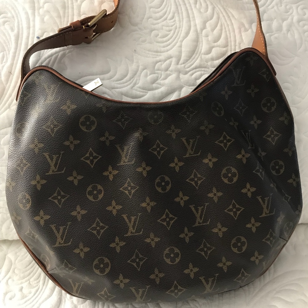 Authentic Louis Vuitton Croissant GM